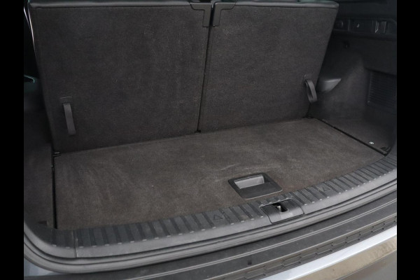 Škoda Kodiaq 1.5 TSI Limited Business Edition 7p. | Trekhaak | Pano.Dak | Camera | Sfeerverlichting | Stoelverwarming | LED | 7 Persoons