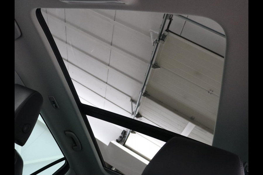 Škoda Kodiaq 1.5 TSI Limited Business Edition 7p. | Trekhaak | Pano.Dak | Camera | Sfeerverlichting | Stoelverwarming | LED | 7 Persoons