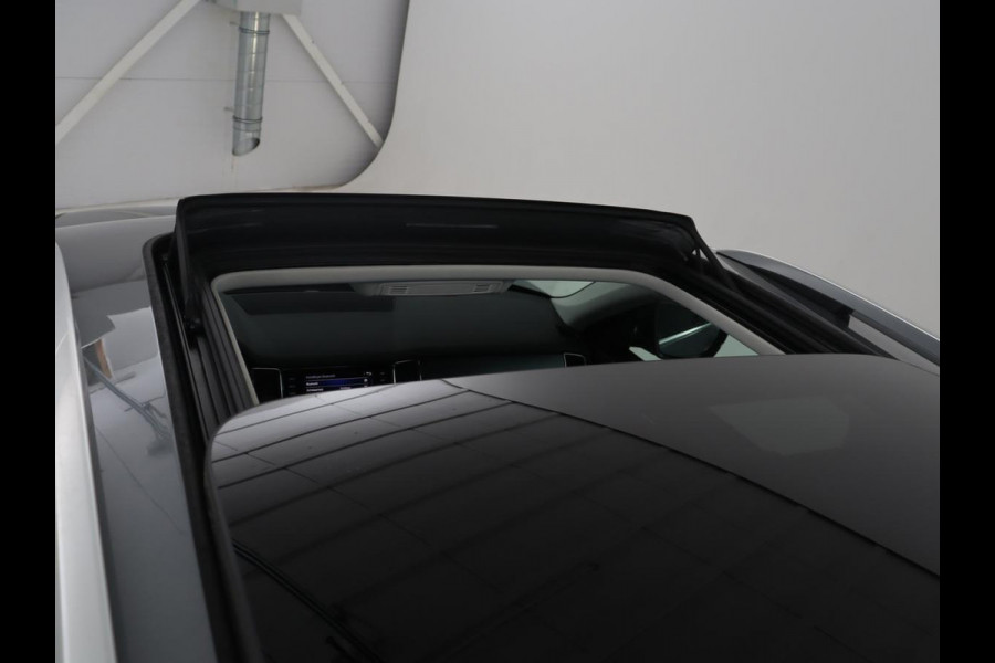 Škoda Kodiaq 1.5 TSI Limited Business Edition 7p. | Trekhaak | Pano.Dak | Camera | Sfeerverlichting | Stoelverwarming | LED | 7 Persoons