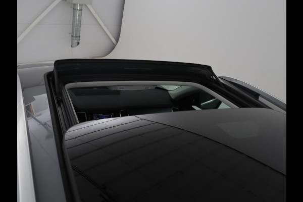 Škoda Kodiaq 1.5 TSI Limited Business Edition 7p. | Trekhaak | Pano.Dak | Camera | Sfeerverlichting | Stoelverwarming | LED | 7 Persoons