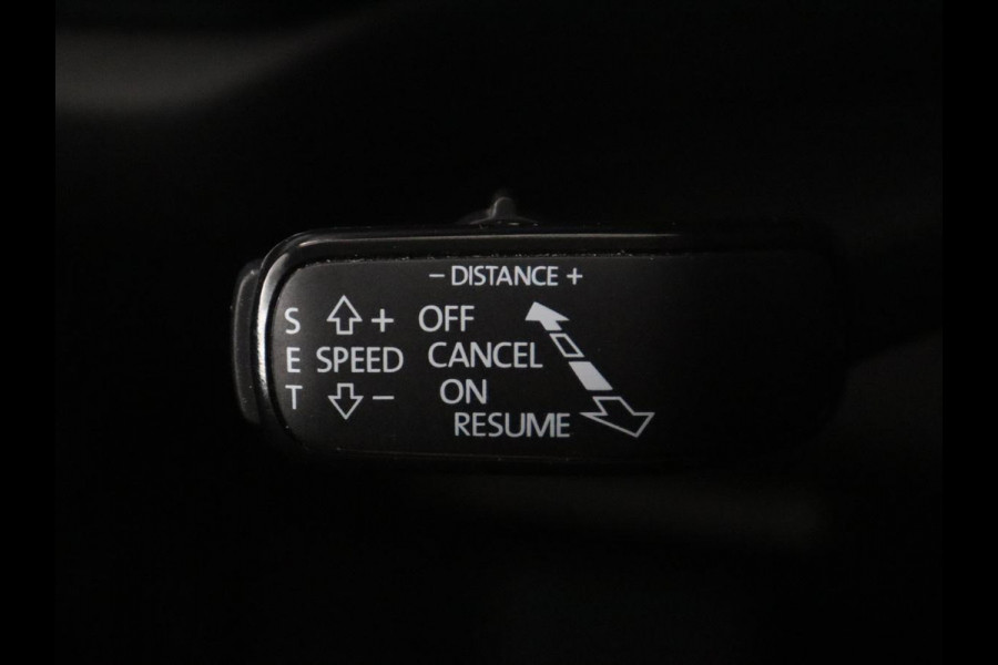 Škoda Kodiaq 1.5 TSI Limited Business Edition 7p. | Trekhaak | Pano.Dak | Camera | Sfeerverlichting | Stoelverwarming | LED | 7 Persoons