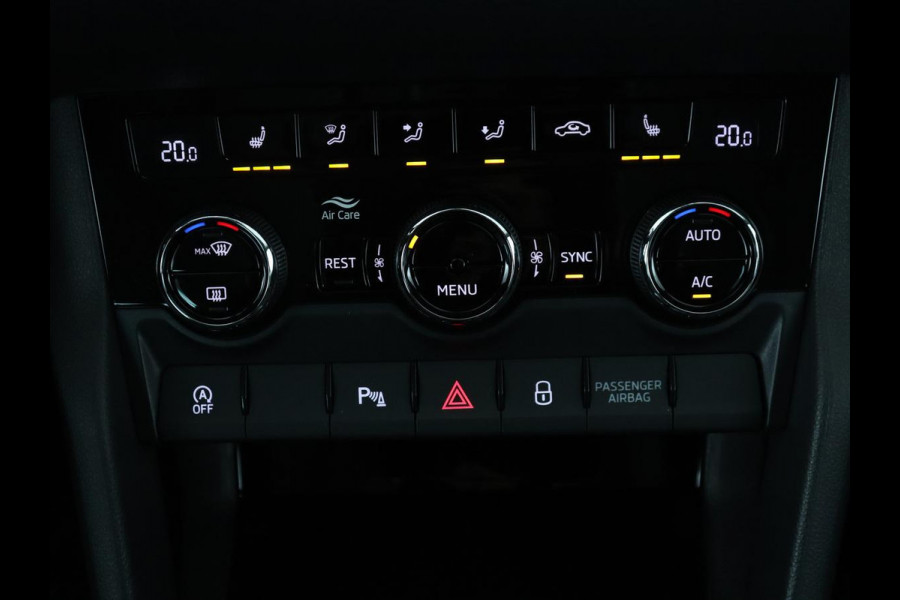 Škoda Kodiaq 1.5 TSI Limited Business Edition 7p. | Trekhaak | Pano.Dak | Camera | Sfeerverlichting | Stoelverwarming | LED | 7 Persoons