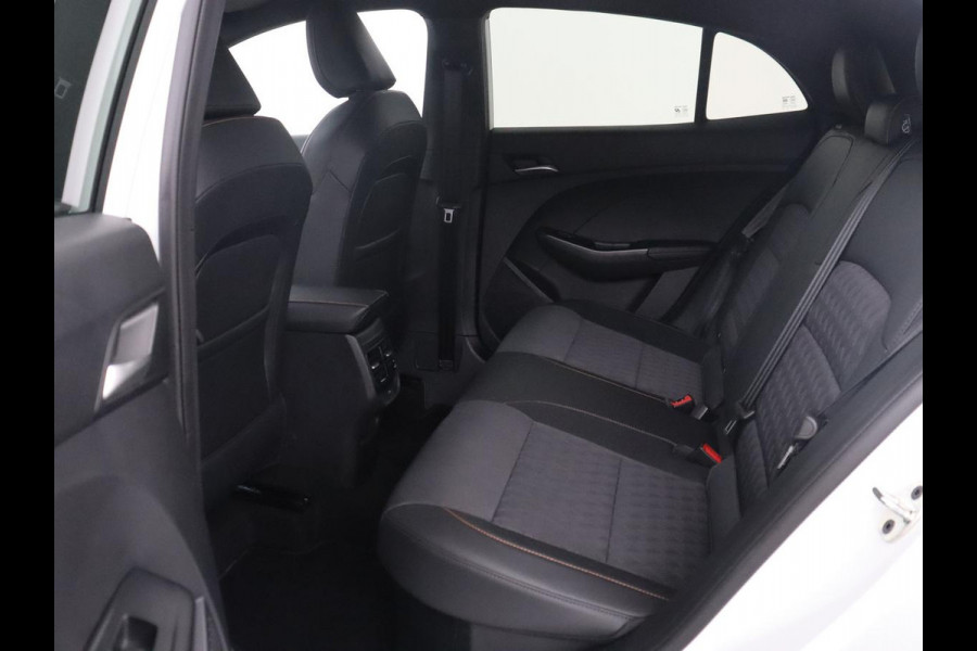 MG MG3 Hybrid+ 1.5 Hybrid+ Luxury | Navigatie | Stoelverwarming | Keyless Start | Stuurwielverwarming