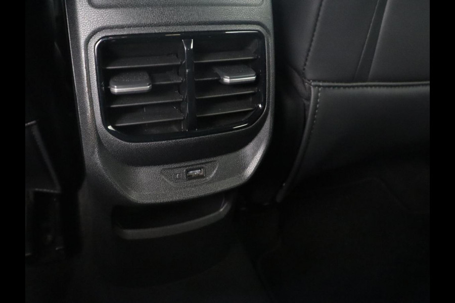 MG MG3 Hybrid+ 1.5 Hybrid+ Luxury | Navigatie | Stoelverwarming | Keyless Start | Stuurwielverwarming