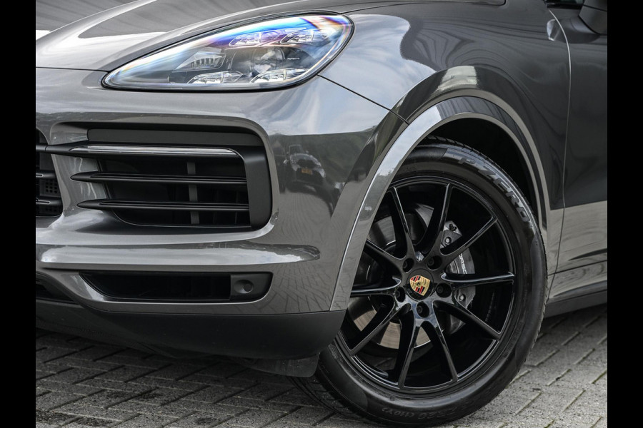 Porsche Cayenne 3.0 | Panoramadak | Achterasbesturing | Dealeronderhouden | 360 Camera | Luchtvering | Adaptive Cruise | Stoelverwarming V+A | Memory seat | Trekhaak |