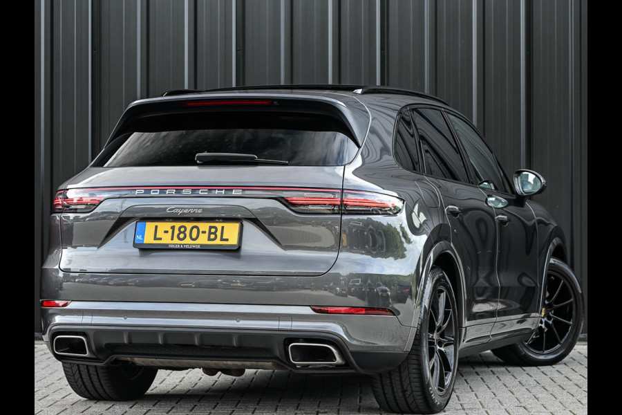 Porsche Cayenne 3.0 | Panoramadak | Achterasbesturing | Dealeronderhouden | 360 Camera | Luchtvering | Adaptive Cruise | Stoelverwarming V+A | Memory seat | Trekhaak |