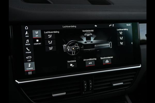 Porsche Cayenne 3.0 | Panoramadak | Achterasbesturing | Dealeronderhouden | 360 Camera | Luchtvering | Adaptive Cruise | Stoelverwarming V+A | Memory seat | Trekhaak |