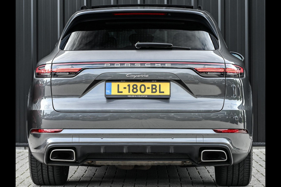 Porsche Cayenne 3.0 | Panoramadak | Achterasbesturing | Dealeronderhouden | 360 Camera | Luchtvering | Adaptive Cruise | Stoelverwarming V+A | Memory seat | Trekhaak |