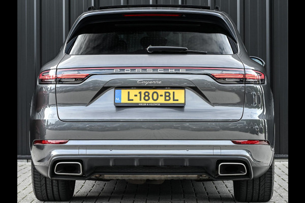 Porsche Cayenne 3.0 | Panoramadak | Achterasbesturing | Dealeronderhouden | 360 Camera | Luchtvering | Adaptive Cruise | Stoelverwarming V+A | Memory seat | Trekhaak |