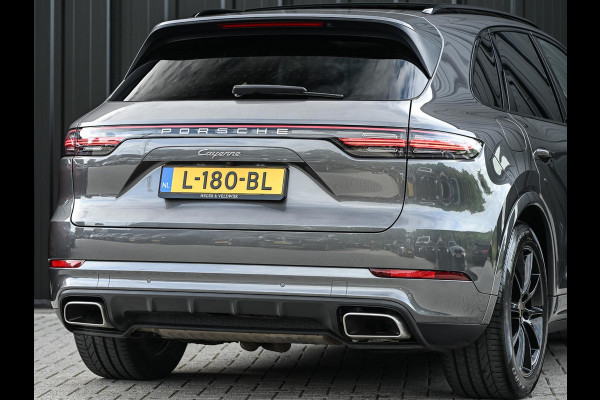 Porsche Cayenne 3.0 | Panoramadak | Achterasbesturing | Dealeronderhouden | 360 Camera | Luchtvering | Adaptive Cruise | Stoelverwarming V+A | Memory seat | Trekhaak |