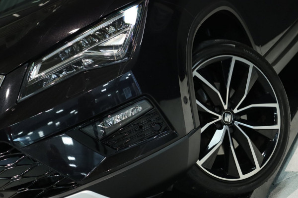 Seat Ateca 1.4 EcoTSI Xcellence / PANODAK / KEYLESS / ACC / CAMERA / STOELVERW