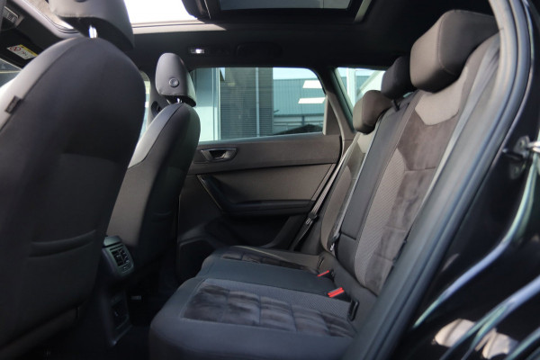 Seat Ateca 1.4 EcoTSI Xcellence / PANODAK / KEYLESS / ACC / CAMERA / STOELVERW