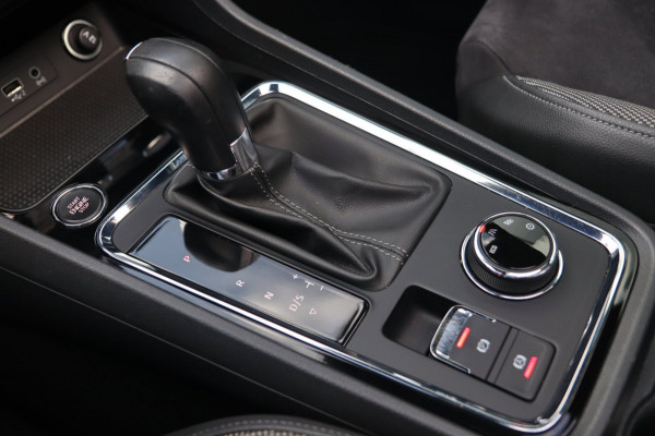Seat Ateca 1.4 EcoTSI Xcellence / PANODAK / KEYLESS / ACC / CAMERA / STOELVERW