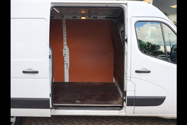 Renault Master T35 2.3 dCi 150 PK L2H2 WORK EDITION + CARPLAY | CAMERA | CRUISE CONTROL | DAB | AIRCO