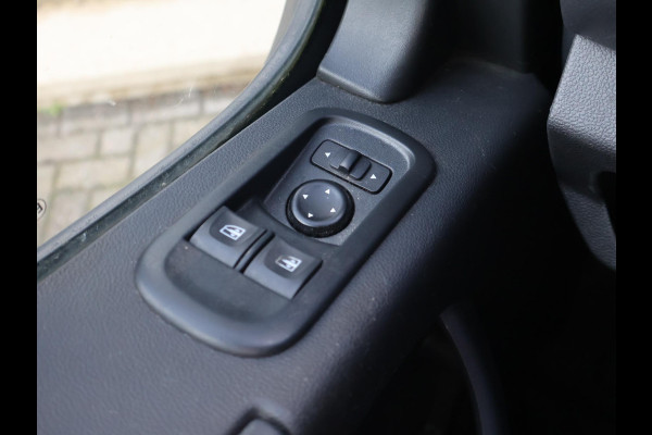 Renault Master T35 2.3 dCi 150 PK L2H2 WORK EDITION + CARPLAY | CAMERA | CRUISE CONTROL | DAB | AIRCO
