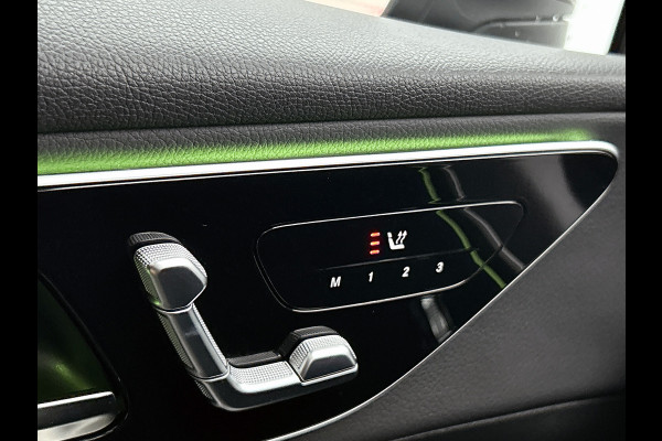 Mercedes-Benz GLC 300 e 4MATIC Plug-In Hybride Trekhaak | Panorama Schuif-Kanteldak | Parkeerpakket met achteruitcamera | Distronic | Ledkolampen | Advanced Soundsystem. Inclusief 24 maanden Mercedes-Benz Certified garantie voor Europa.