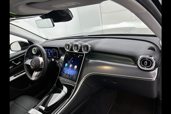 Mercedes-Benz GLC 300 e 4MATIC Plug-In Hybride Trekhaak | Panorama Schuif-Kanteldak | Parkeerpakket met achteruitcamera | Distronic | Ledkolampen | Advanced Soundsystem. Inclusief 24 maanden Mercedes-Benz Certified garantie voor Europa.