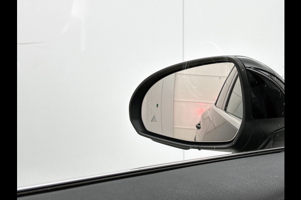 Mercedes-Benz GLC 300 e 4MATIC Plug-In Hybride Trekhaak | Panorama Schuif-Kanteldak | Parkeerpakket met achteruitcamera | Distronic | Ledkolampen | Advanced Soundsystem. Inclusief 24 maanden Mercedes-Benz Certified garantie voor Europa.