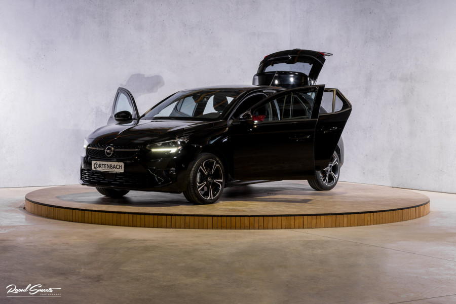 Opel Corsa 1.2 GS Line | Panoramadak | Blis | Keyless | Apple carplay | Metallic |