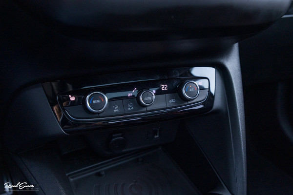 Opel Corsa 1.2 GS Line | Panoramadak | Blis | Keyless | Apple carplay | Metallic |