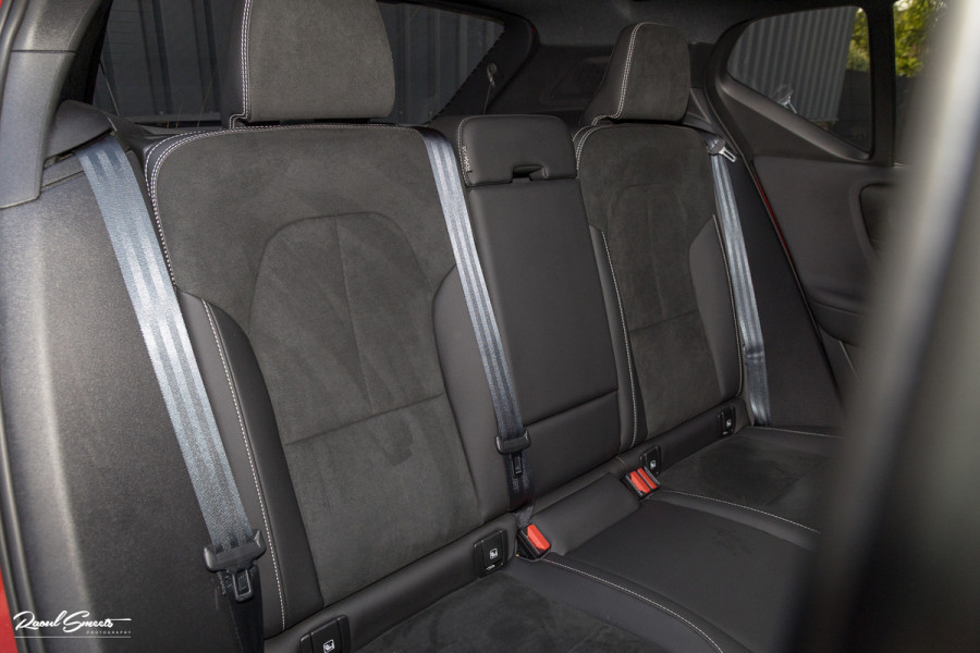 Volvo XC40 Recharge Twin Pro | Panoramadak | Adaptieve cruise | Memory | Harman Kardon | Blis |