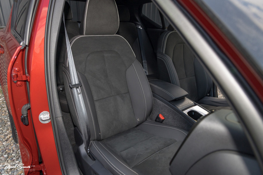 Volvo XC40 Recharge Twin Pro | Panoramadak | Adaptieve cruise | Memory | Harman Kardon | Blis |