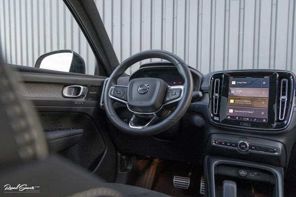 Volvo XC40 Recharge Twin Pro | Panoramadak | Adaptieve cruise | Memory | Harman Kardon | Blis |