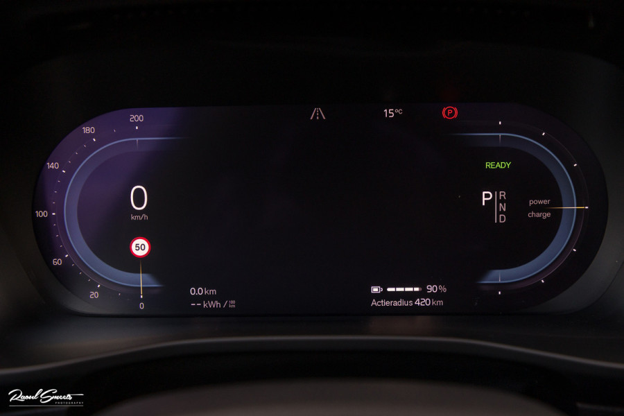 Volvo XC40 Recharge Twin Pro | Panoramadak | Adaptieve cruise | Memory | Harman Kardon | Blis |