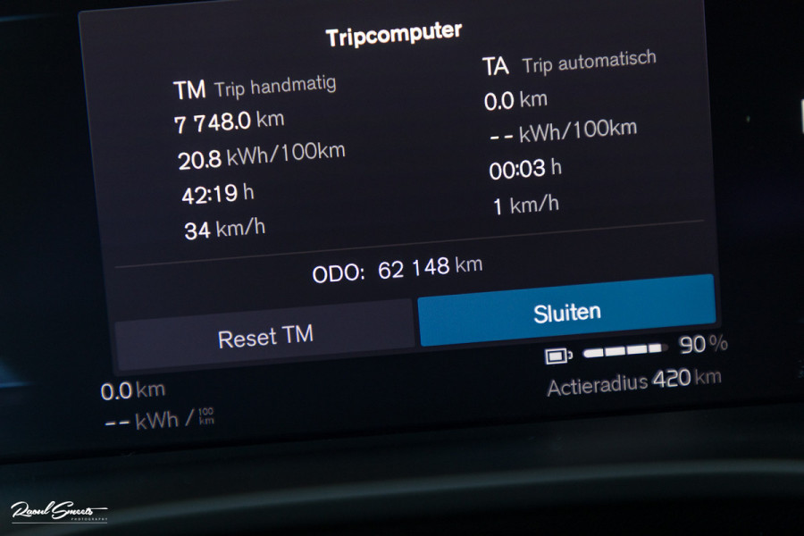 Volvo XC40 Recharge Twin Pro | Panoramadak | Adaptieve cruise | Memory | Harman Kardon | Blis |