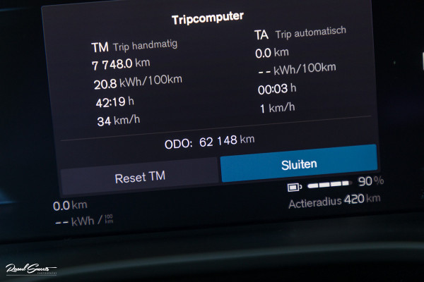 Volvo XC40 Recharge Twin Pro | Panoramadak | Adaptieve cruise | Memory | Harman Kardon | Blis |