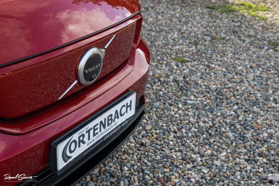 Volvo XC40 Recharge Twin Pro | Panoramadak | Adaptieve cruise | Memory | Harman Kardon | Blis |