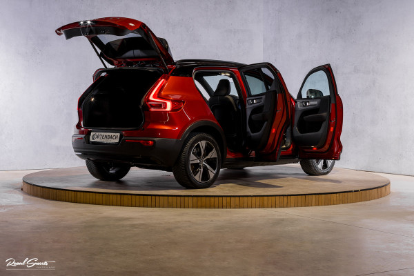 Volvo XC40 Recharge Twin Pro | Panoramadak | Adaptieve cruise | Memory | Harman Kardon | Blis |