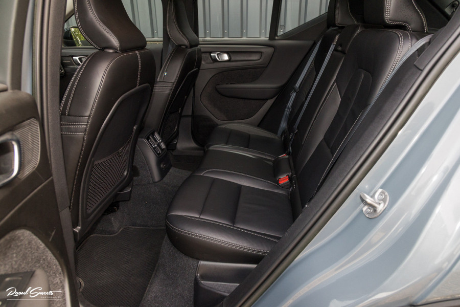 Volvo XC40 1.5 T4 Plug-in hybrid Plus Dark | Adaptieve cruise | Memory | Blis | Harman Kardon |