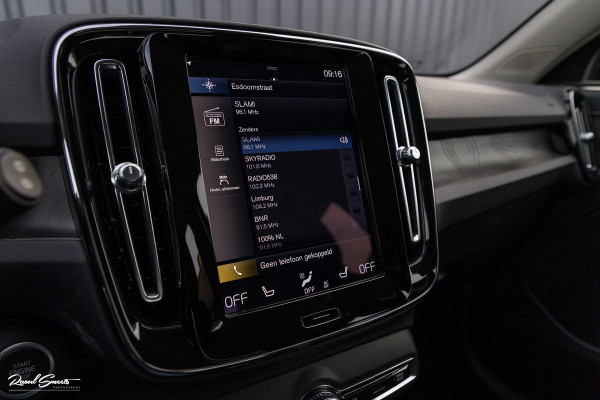 Volvo XC40 1.5 T4 Plug-in hybrid Plus Dark | Adaptieve cruise | Memory | Blis | Harman Kardon |