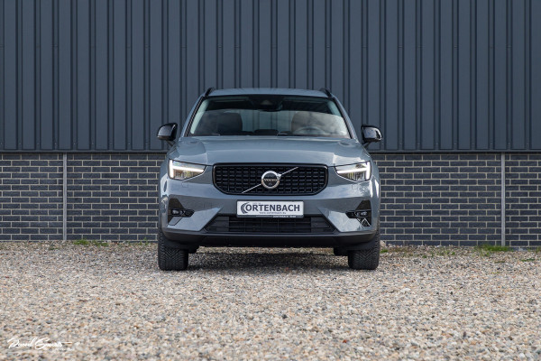 Volvo XC40 1.5 T4 Plug-in hybrid Plus Dark | Adaptieve cruise | Memory | Blis | Harman Kardon |