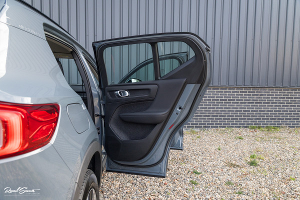 Volvo XC40 1.5 T4 Plug-in hybrid Plus Dark | Adaptieve cruise | Memory | Blis | Harman Kardon |