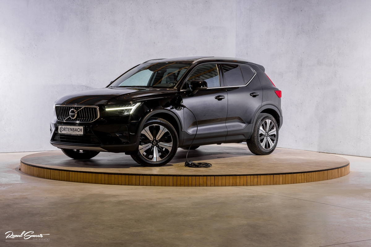 Volvo XC40 1.5 T5 Plug-in hybrid Ultimate Bright | Panoramadak | Adaptieve cruise | Memory | Blis | Harman Kardon |