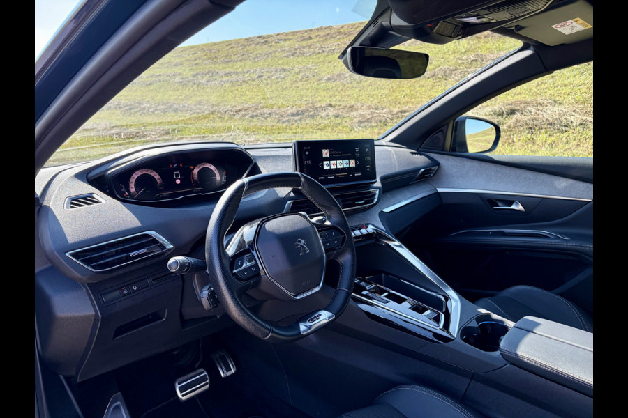 Peugeot 5008 1.2 PureTech GT 7 Zitplaatsen | Apple CarPlay | Android Auto | PDC V&A | Camera