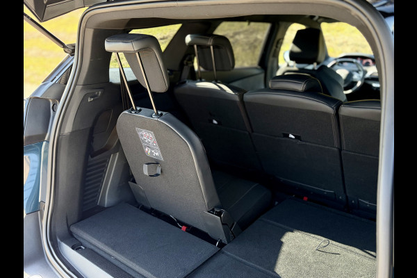 Peugeot 5008 1.2 PureTech GT 7 Zitplaatsen | Apple CarPlay | Android Auto | PDC V&A | Camera