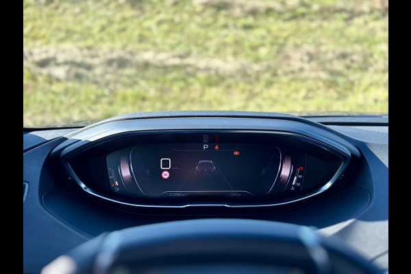 Peugeot 5008 1.2 PureTech GT 7 Zitplaatsen | Apple CarPlay | Android Auto | PDC V&A | Camera