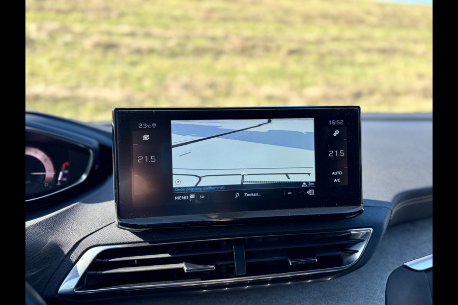 Peugeot 5008 1.2 PureTech GT 7 Zitplaatsen | Apple CarPlay | Android Auto | PDC V&A | Camera