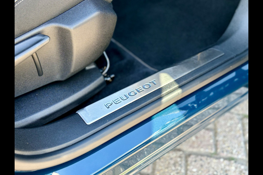Peugeot 5008 1.2 PureTech GT 7 Zitplaatsen | Apple CarPlay | Android Auto | PDC V&A | Camera