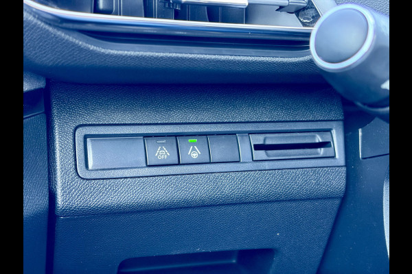Peugeot 5008 1.2 PureTech GT 7 Zitplaatsen | Apple CarPlay | Android Auto | PDC V&A | Camera