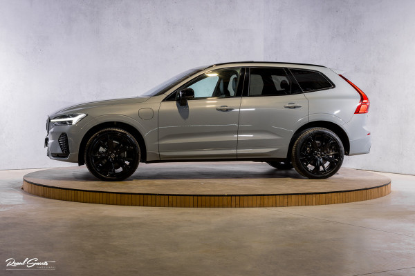 Volvo XC60 2.0 T6 Plug-in hybrid AWD Plus Black Edition Long Range | Facelift | Zwenkbare trekhaak | Panoramadak | Memory | Blis | Harman Kardon |