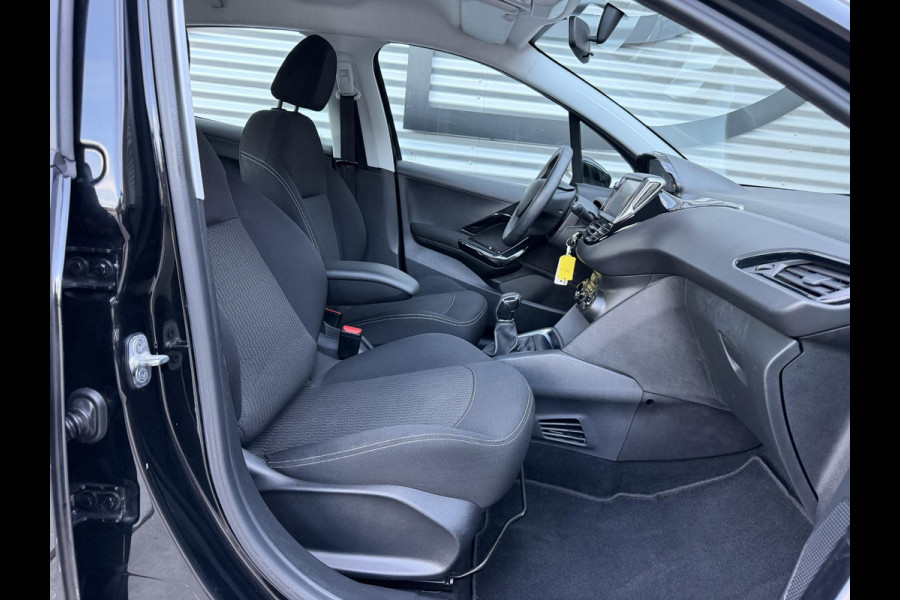 Peugeot 208 1.2 PureTech Blue Lion Navi|Carplay|Airco|Cruise|PDC|N.A.P|Nieuwe APK bij Aflevering