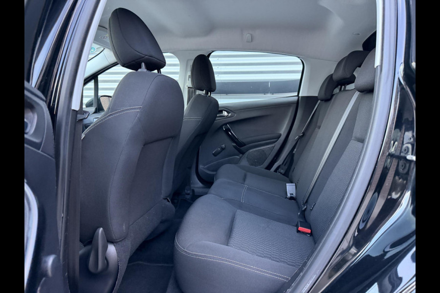 Peugeot 208 1.2 PureTech Blue Lion Navi|Carplay|Airco|Cruise|PDC|N.A.P|Nieuwe APK bij Aflevering