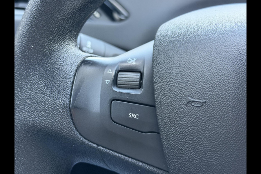 Peugeot 208 1.2 PureTech Blue Lion Navi|Carplay|Airco|Cruise|PDC|N.A.P|Nieuwe APK bij Aflevering