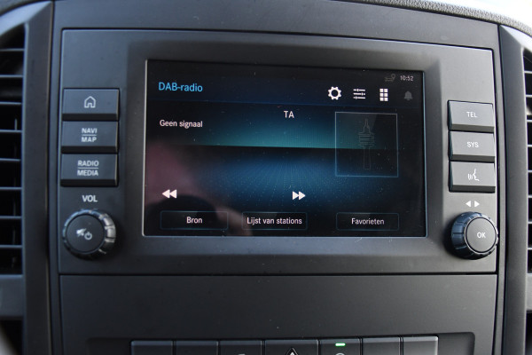 Mercedes-Benz Vito 116 CDI L2 PB Edition Camera, Cruise, Carplay, LED, Clima, 164pk, Multimedia, Trekhaak, Automaat, Uniek!