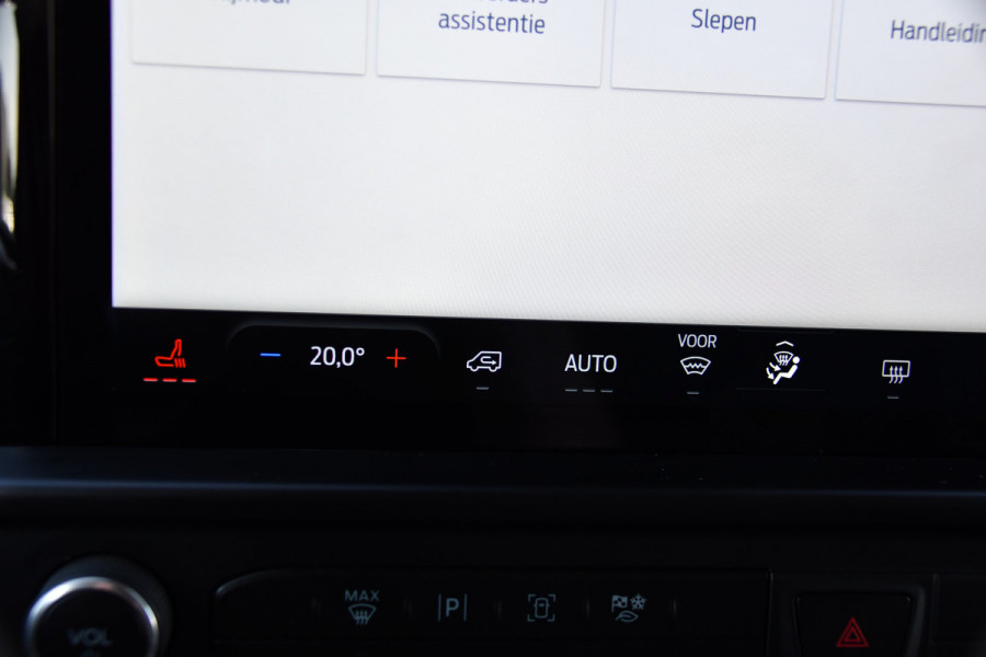 Ford Transit Custom 300 2.0 TDCI L1H1 Limited Black Edition Camera, Cruise, Carplay, LED, Stoelverwarming , 150pk, Sensoren, Trekhaak, Multimedia, Uniek!