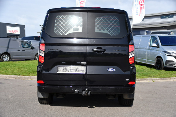 Ford Transit Custom 300 2.0 TDCI L1H1 Limited Black Edition Camera, Cruise, Carplay, LED, Stoelverwarming , 150pk, Sensoren, Trekhaak, Multimedia, Uniek!